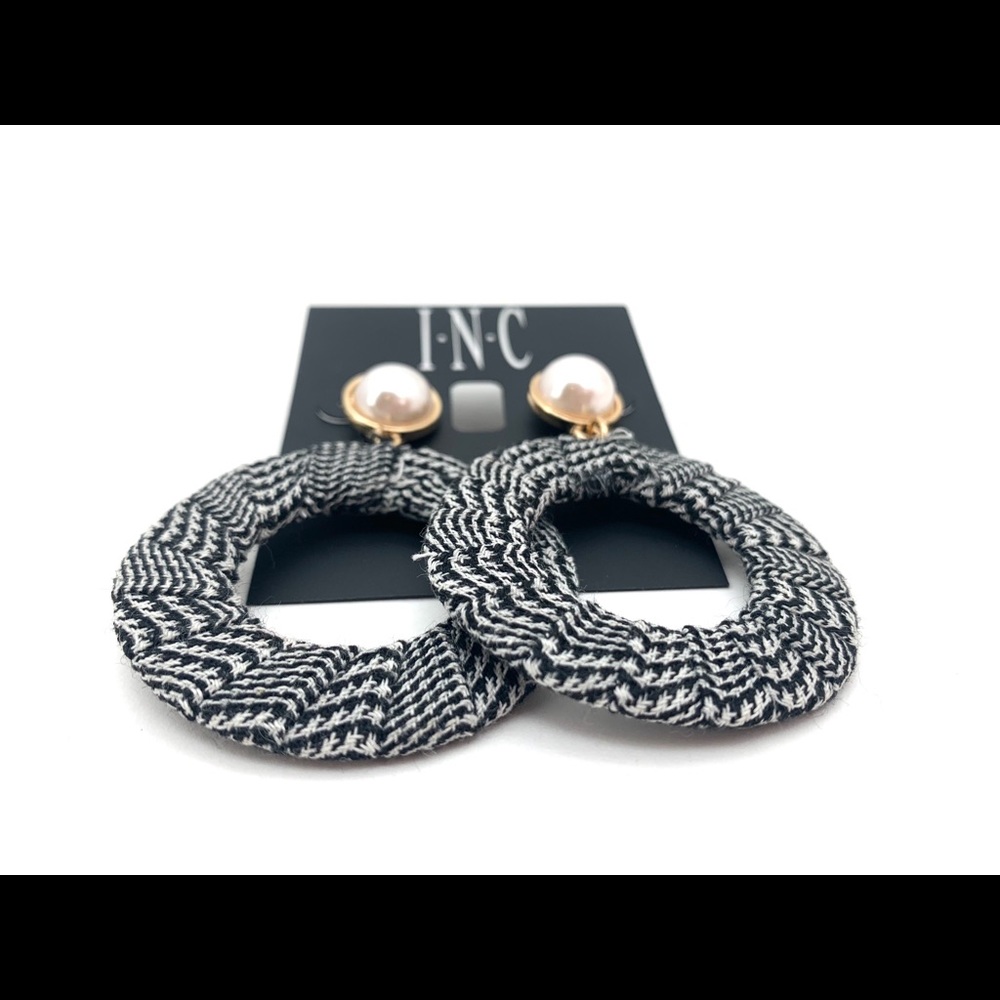 4/$25 INC Tweed Black White Mod Earrings NEW - Picture 2 of 2